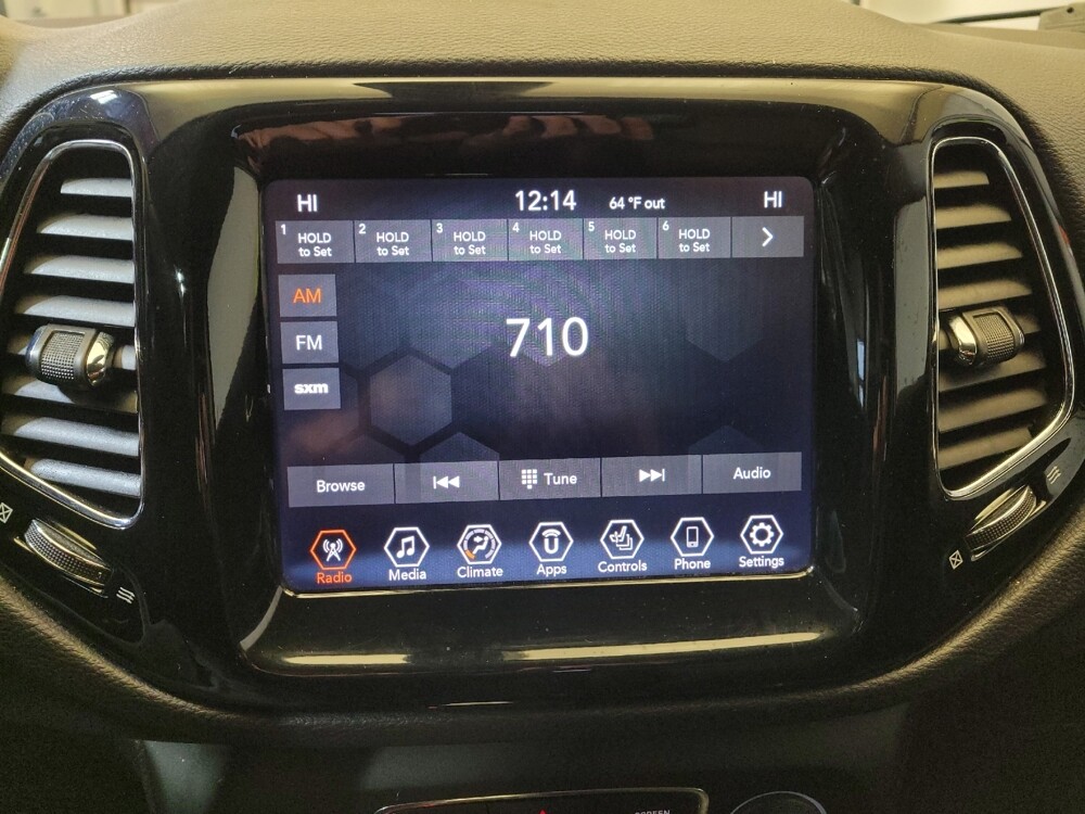 2018 Jeep Compass in Miamisburg, OH 45342 - 18080676 25