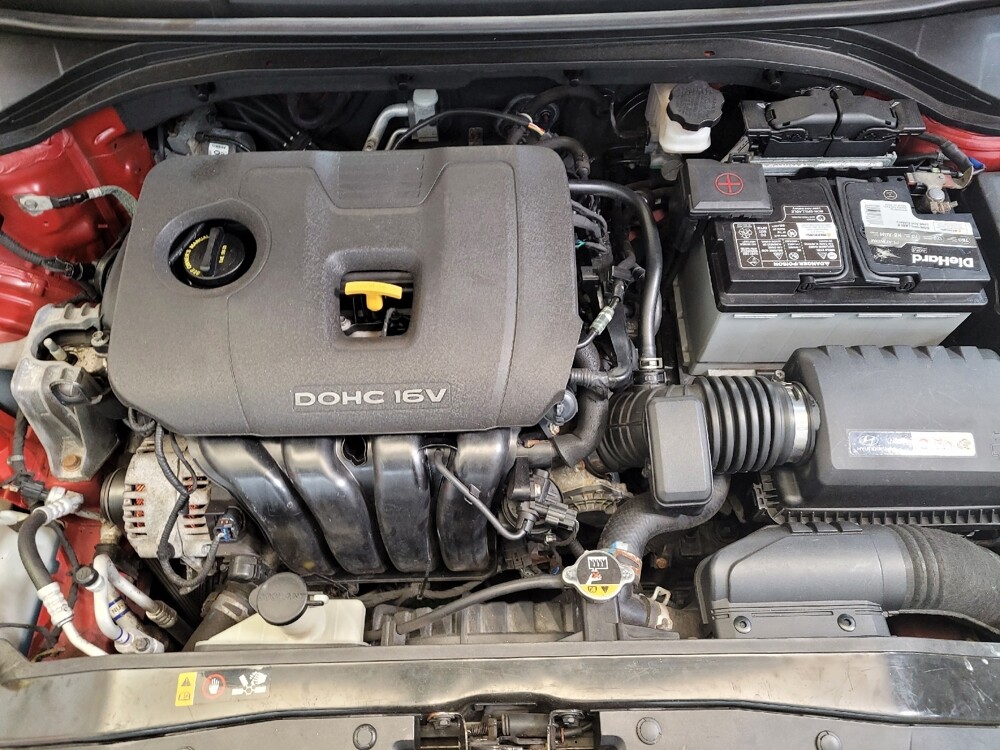 2017 Hyundai Elantra in Maple Heights, OH 44137 - 18080677 30