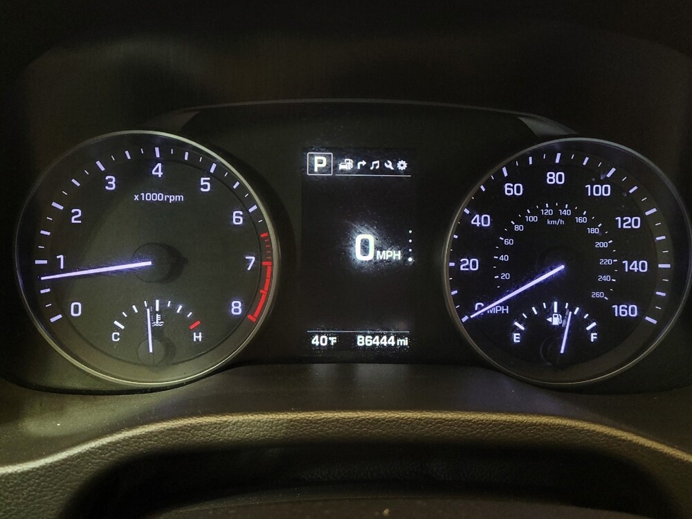 2017 Hyundai Elantra in Maple Heights, OH 44137 - 18080677 23