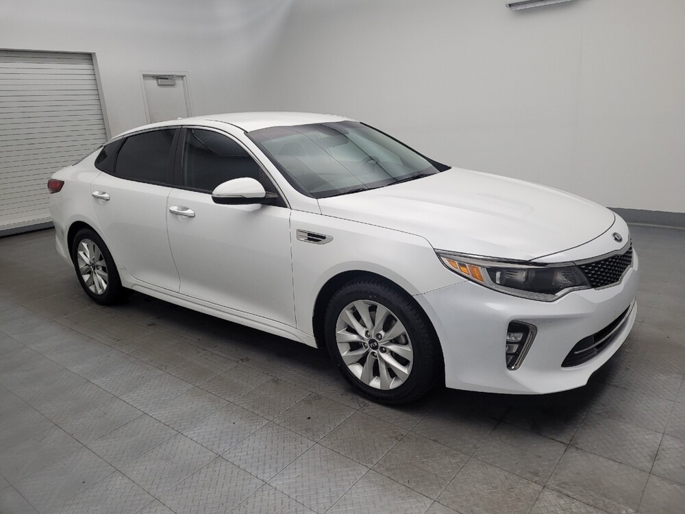 2018 Kia Optima in Maple Heights, OH 44137 - 18080688 11