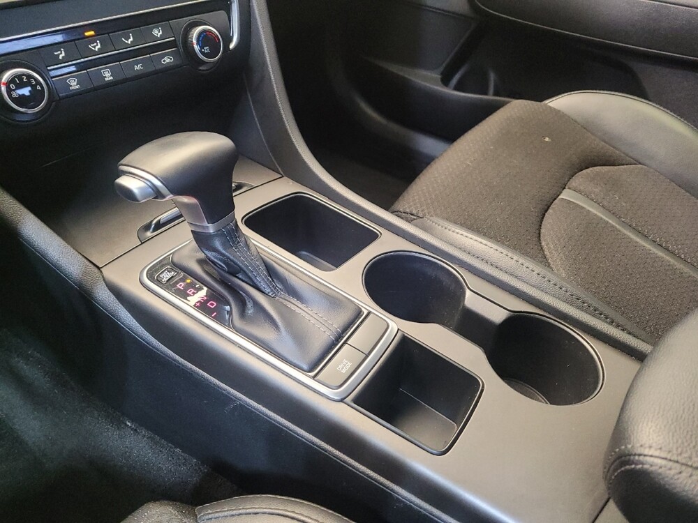 2018 Kia Optima in Maple Heights, OH 44137 - 18080688 26