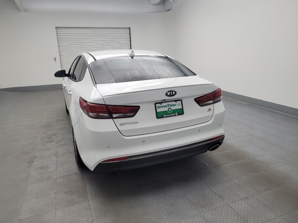 2018 Kia Optima in Maple Heights, OH 44137 - 18080688 6