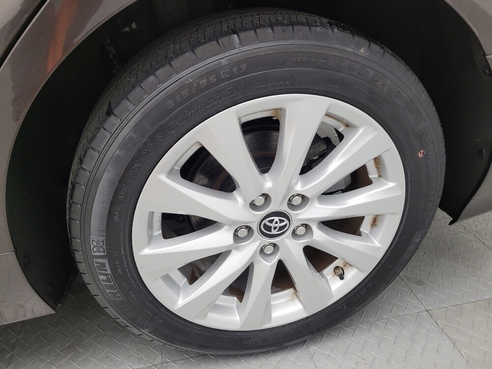 2019 Toyota Camry in Maple Heights, OH 44137 - 18080689 31