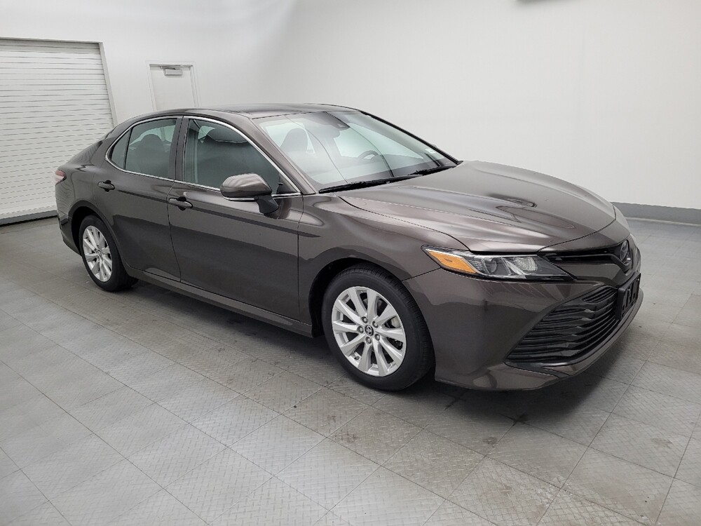 2019 Toyota Camry in Maple Heights, OH 44137 - 18080689 11