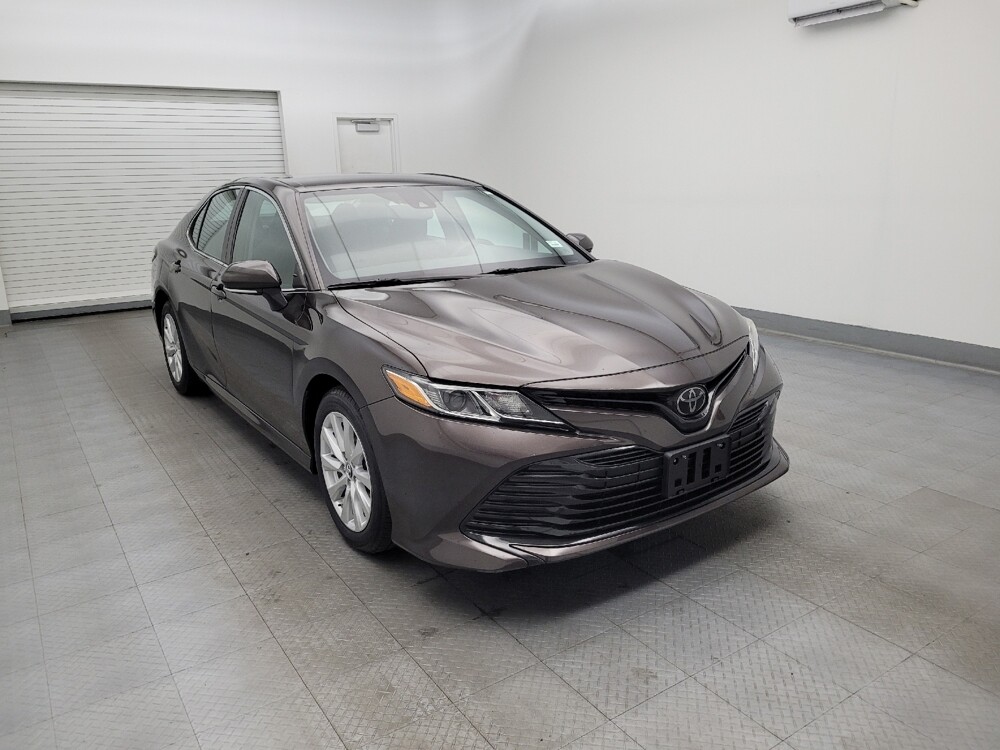 2019 Toyota Camry in Maple Heights, OH 44137 - 18080689 13