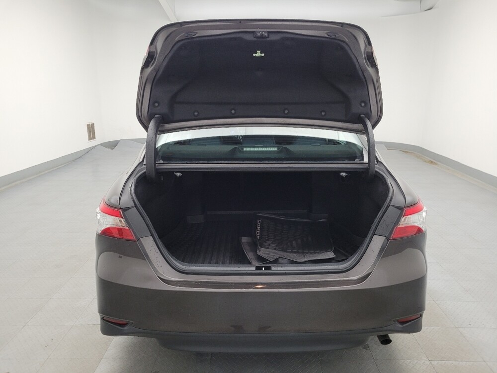 2019 Toyota Camry in Maple Heights, OH 44137 - 18080689 29