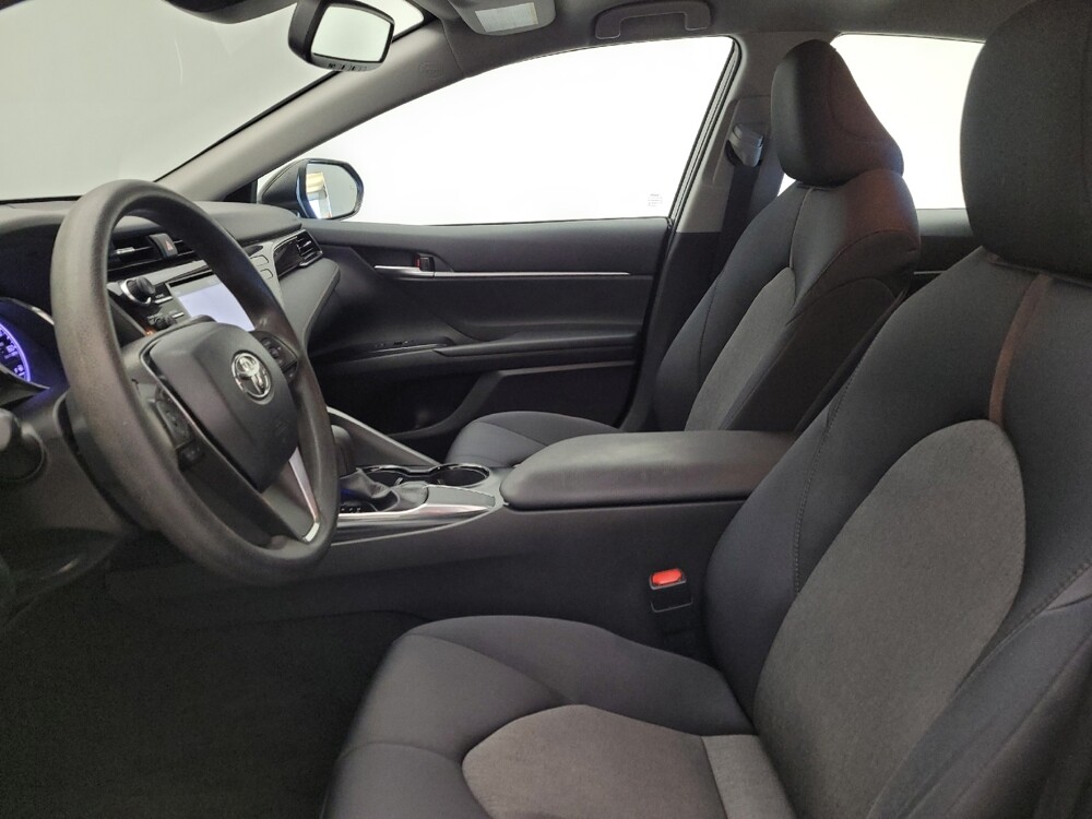 2019 Toyota Camry in Maple Heights, OH 44137 - 18080689 17