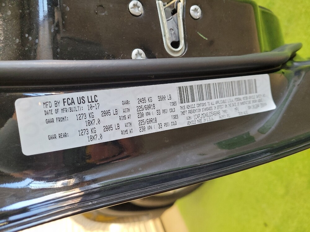 2018 Jeep Cherokee in Columbus, OH 43231 - 18080698 33