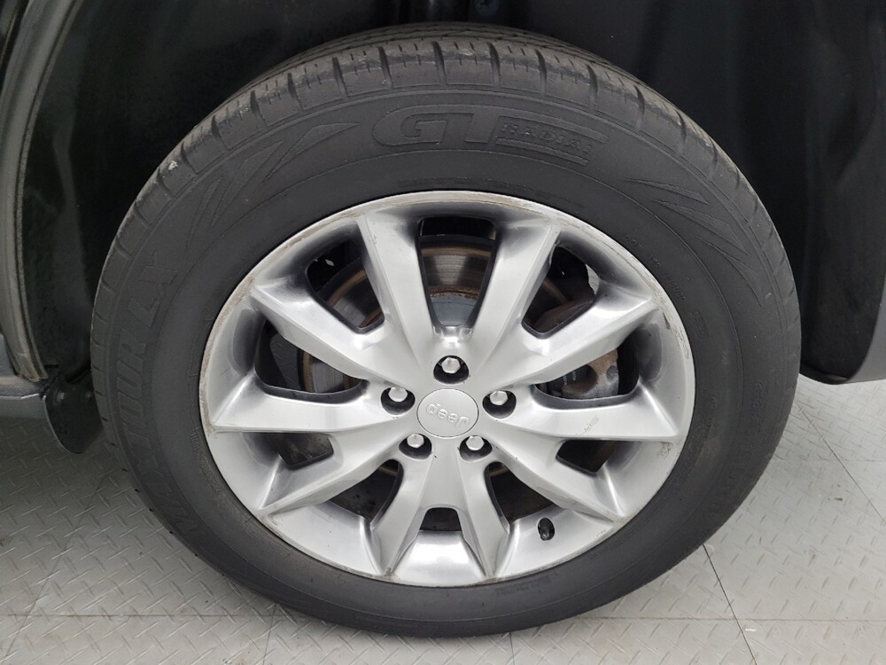 2018 Jeep Cherokee in Columbus, OH 43231 - 18080698 31