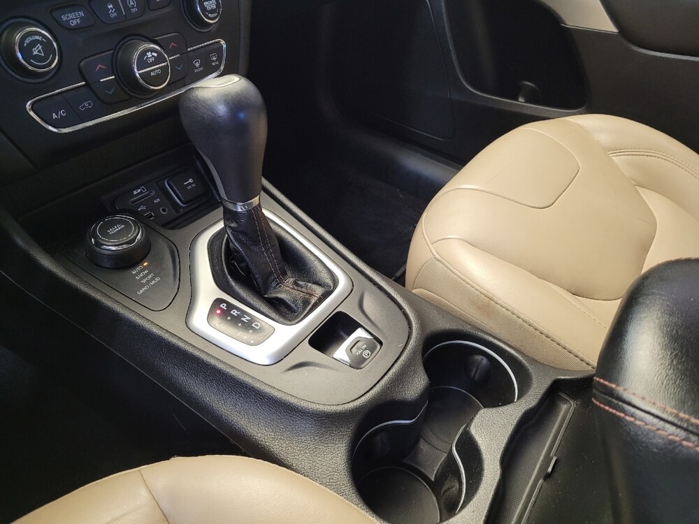 2018 Jeep Cherokee in Columbus, OH 43231 - 18080698 26