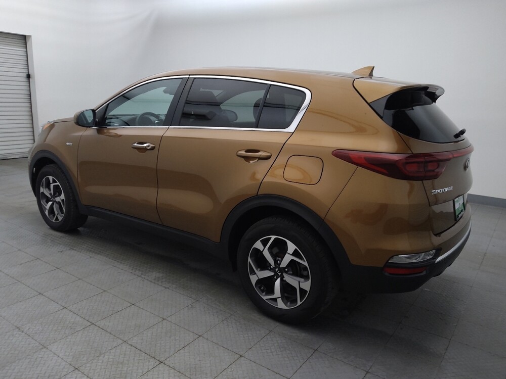 2021 Kia Sportage in Live Oak, TX 78233 - 18080699 3