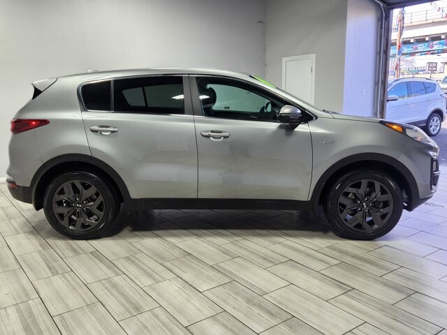 2022 Kia Sportage in Cinnaminson, NJ 08077 - 18080722 6