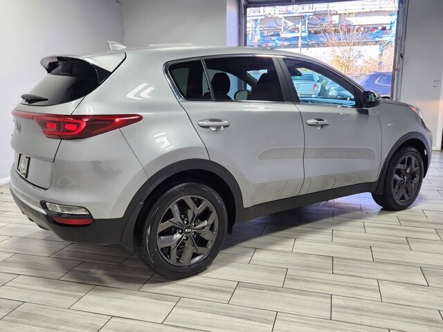 2022 Kia Sportage in Cinnaminson, NJ 08077 - 18080722 5