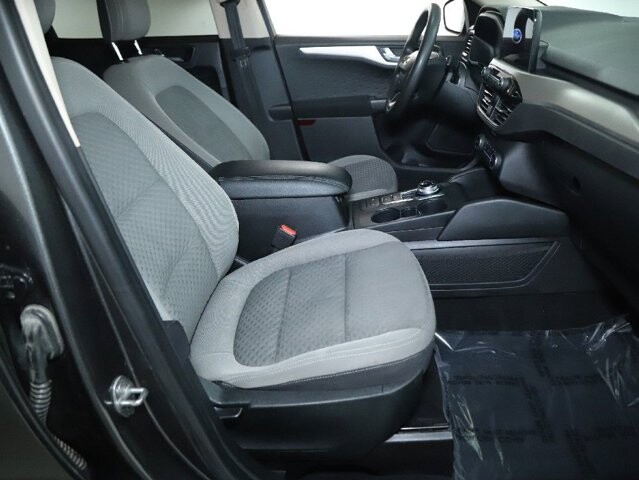 2020 Ford Escape in Bedford, OH 44146 - 18080723 33