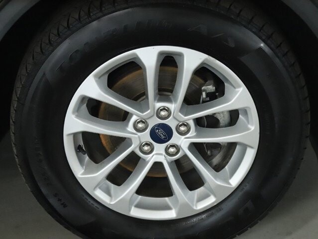 2020 Ford Escape in Bedford, OH 44146 - 18080723 10