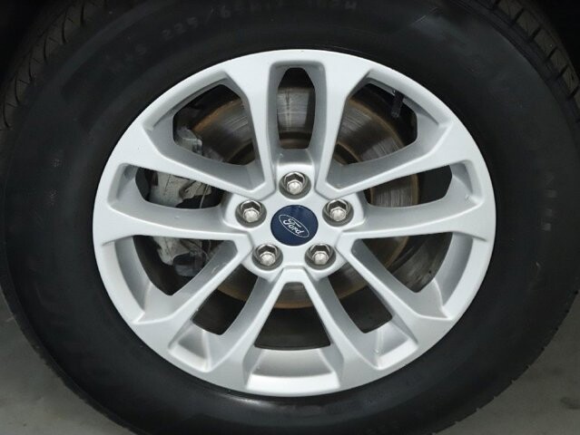 2020 Ford Escape in Bedford, OH 44146 - 18080723 36