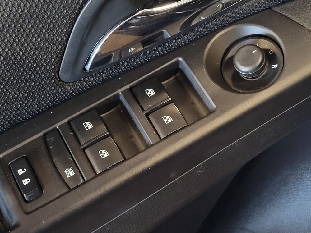 2016 Chevrolet Cruze in Lauderdale Lakes, FL 33313 - 18080730 27