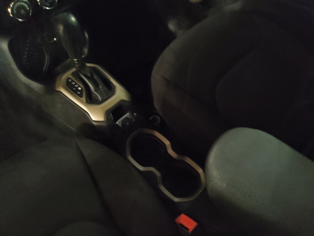 2016 Jeep Renegade in Lauderdale Lakes, FL 33313 - 18080731 26