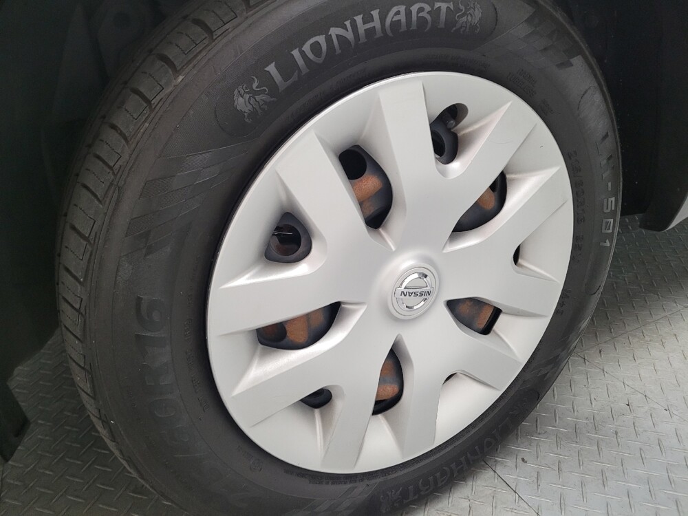 2017 Nissan Rogue Sport in Montclair, CA 91763 - 18080749 31