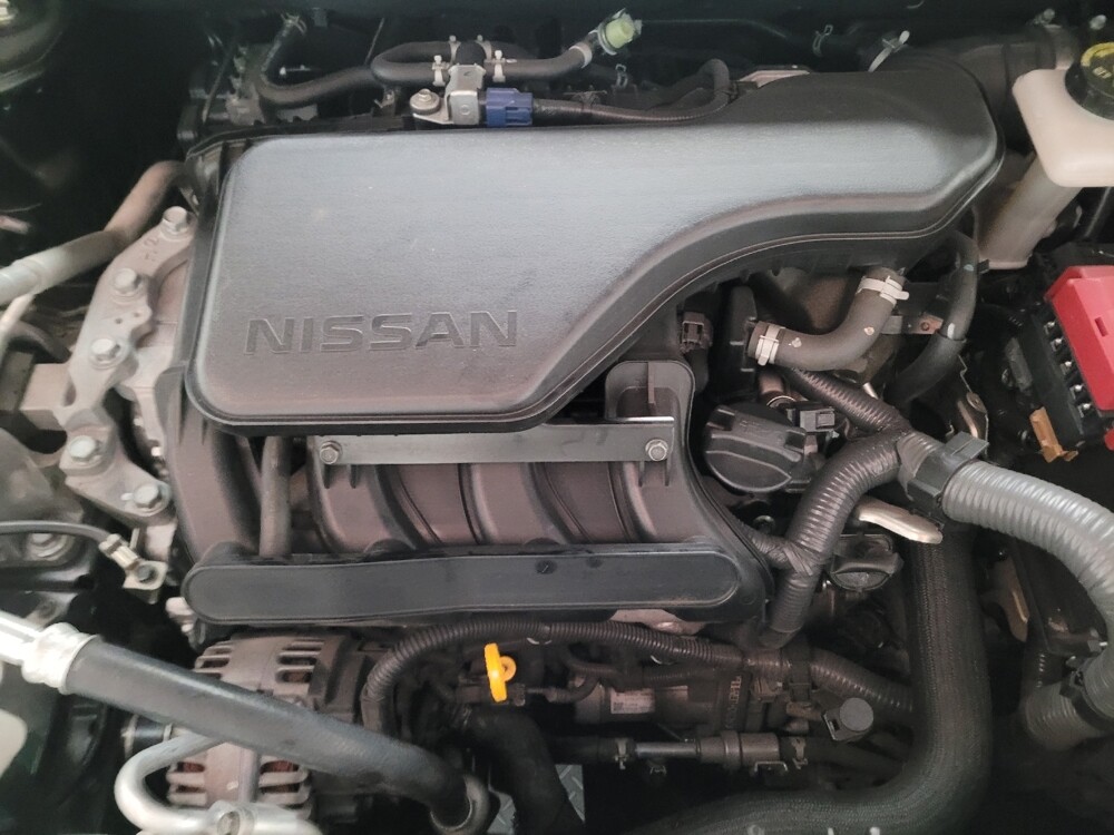 2017 Nissan Rogue Sport in Montclair, CA 91763 - 18080749 30