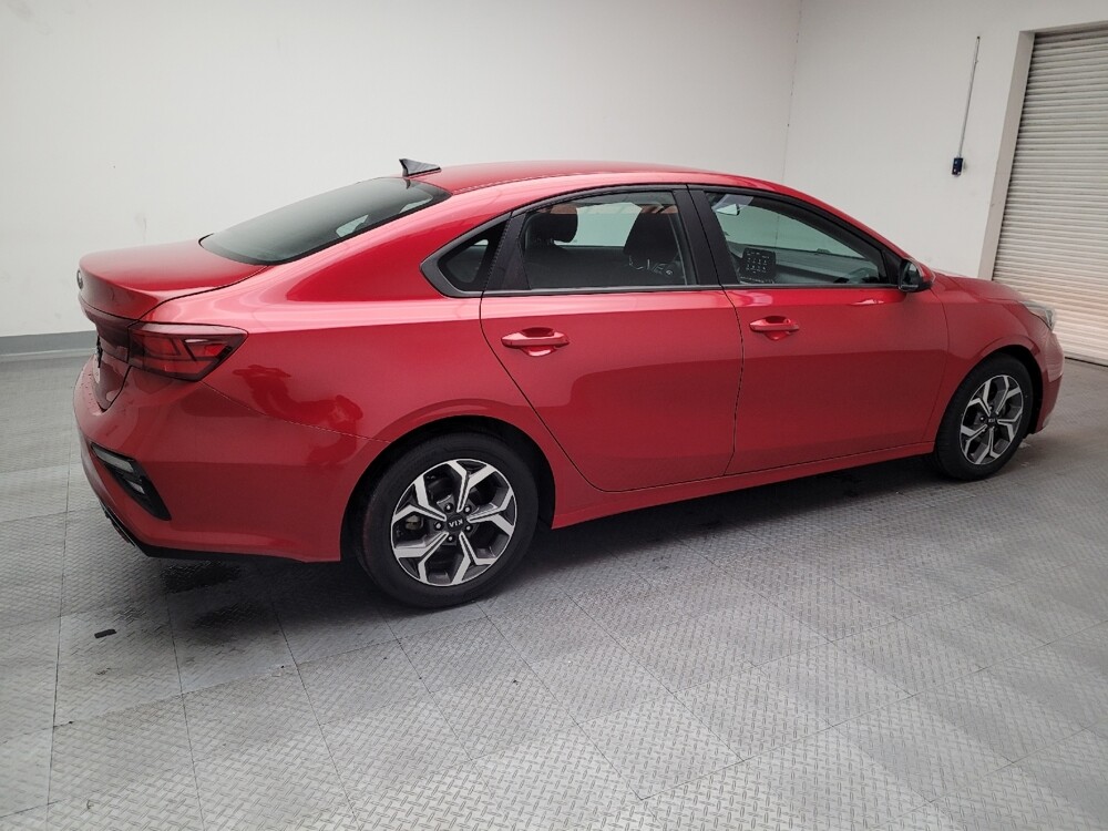 2021 Kia Forte in Bakersfield, CA 93309 - 18080752 10