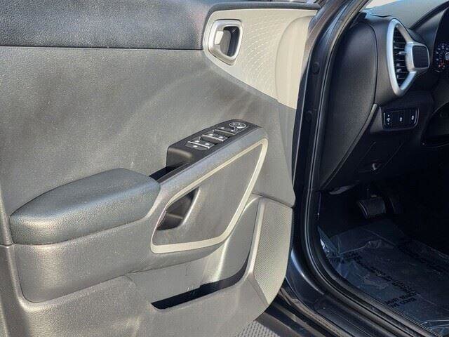 2021 Kia Soul in Mesa, AZ 85212 - 18080758 13