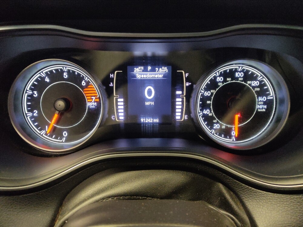 2020 Jeep Cherokee in Mesa, AZ 85210 - 18080786 23