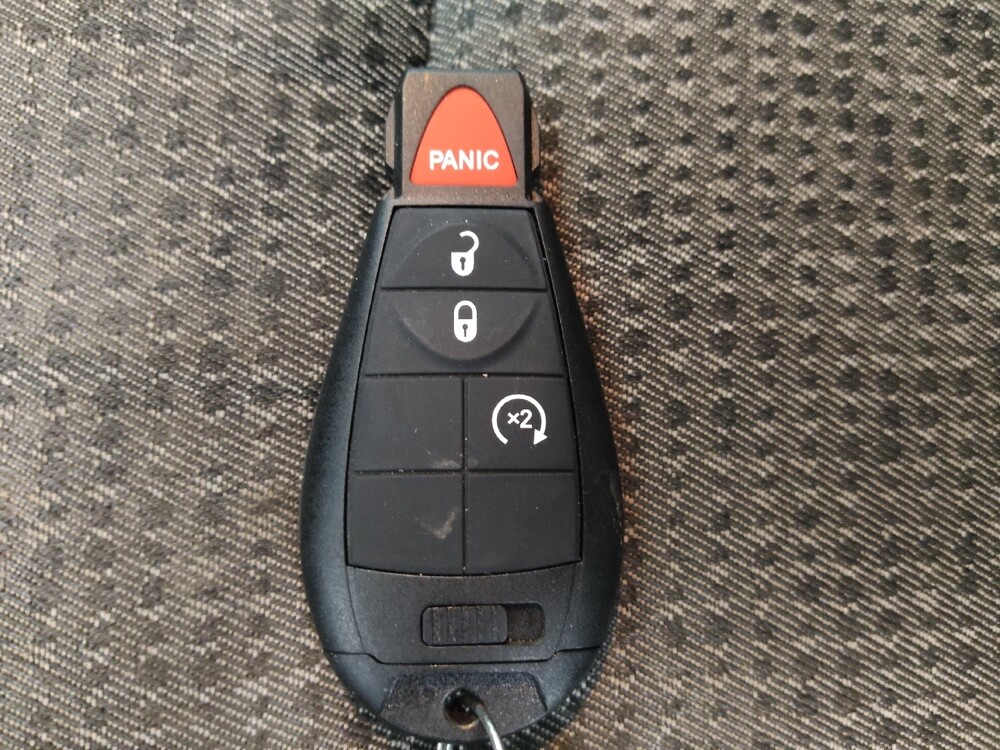 2016 RAM 1500 in Tampa, FL 33612 - 18080794 32