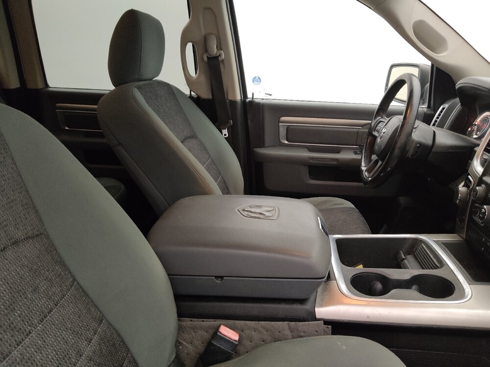 2016 RAM 1500 in Tampa, FL 33612 - 18080794 21