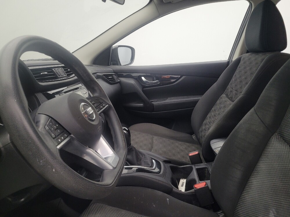 2017 Nissan Rogue Sport in Clearwater, FL 33764 - 18080797 17