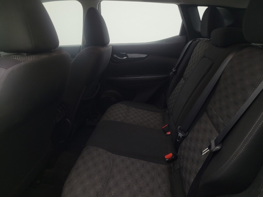 2017 Nissan Rogue Sport in Clearwater, FL 33764 - 18080797 18