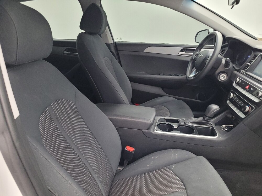 2019 Hyundai Sonata in Lakeland, FL 33815 - 18080799 21