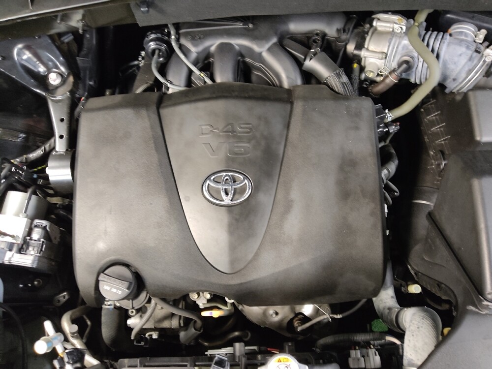 2019 Toyota Highlander in Lakeland, FL 33815 - 18080800 30