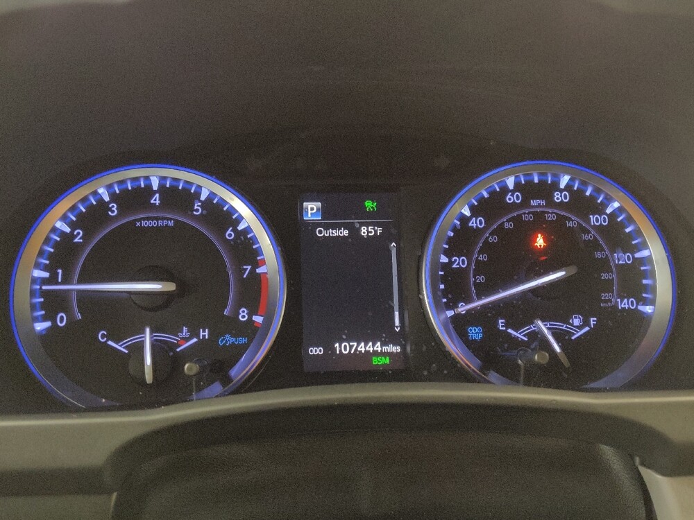 2019 Toyota Highlander in Lakeland, FL 33815 - 18080800 23