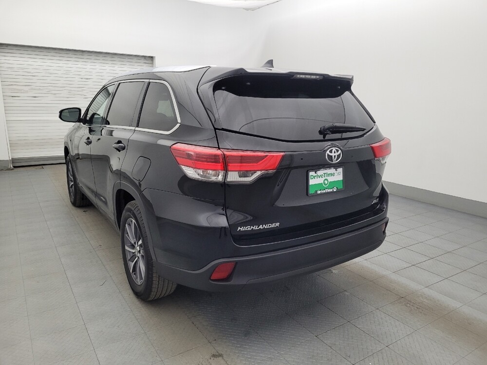 2019 Toyota Highlander in Lakeland, FL 33815 - 18080800 5