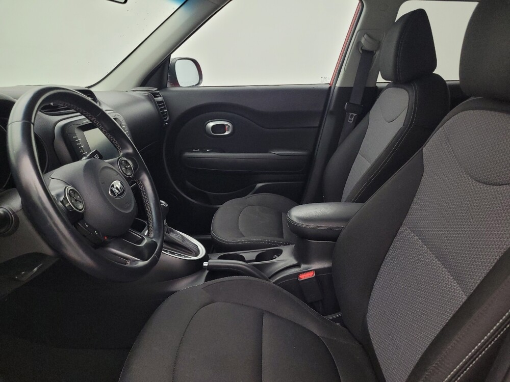 2019 Kia Soul in Lakeland, FL 33815 - 18080801 17