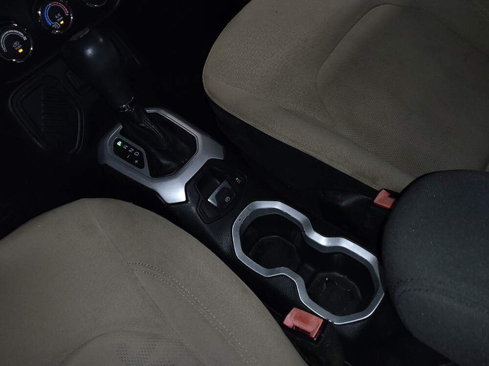 2016 Jeep Renegade in Savannah, GA 31419 - 18080807 26