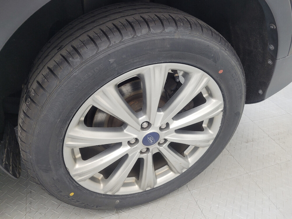 2017 Ford Escape in Greensboro, NC 27407 - 18080819 31