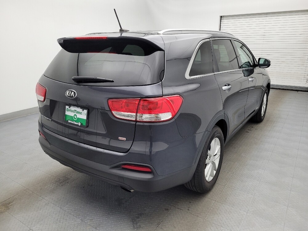 2016 Kia Sorento in Raleigh, NC 27604 - 18080826 9