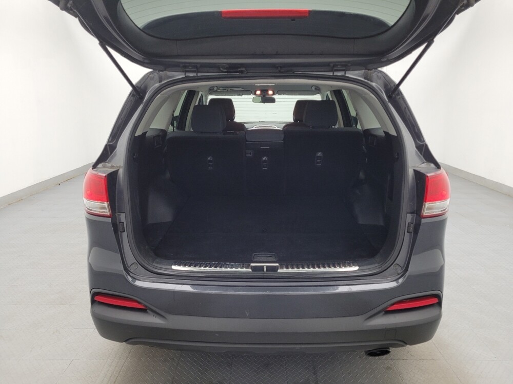 2016 Kia Sorento in Raleigh, NC 27604 - 18080826 29