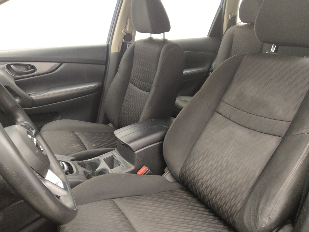 2020 Nissan Rogue in Springfield, MO 65807 - 18080837 17