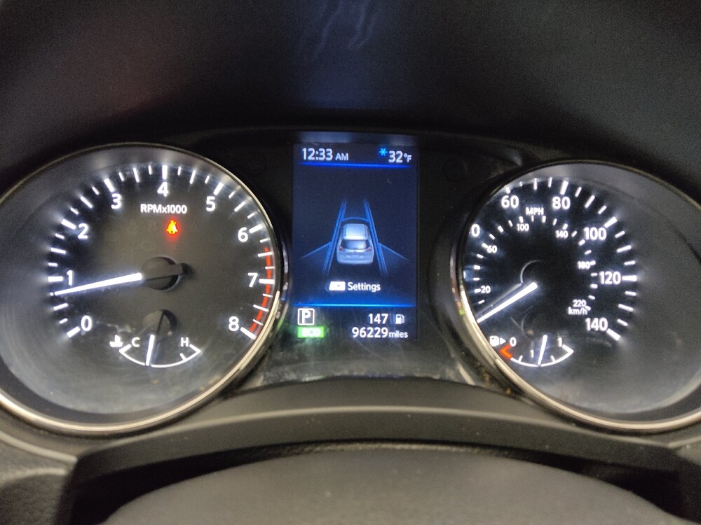 2020 Nissan Rogue in Springfield, MO 65807 - 18080837 23