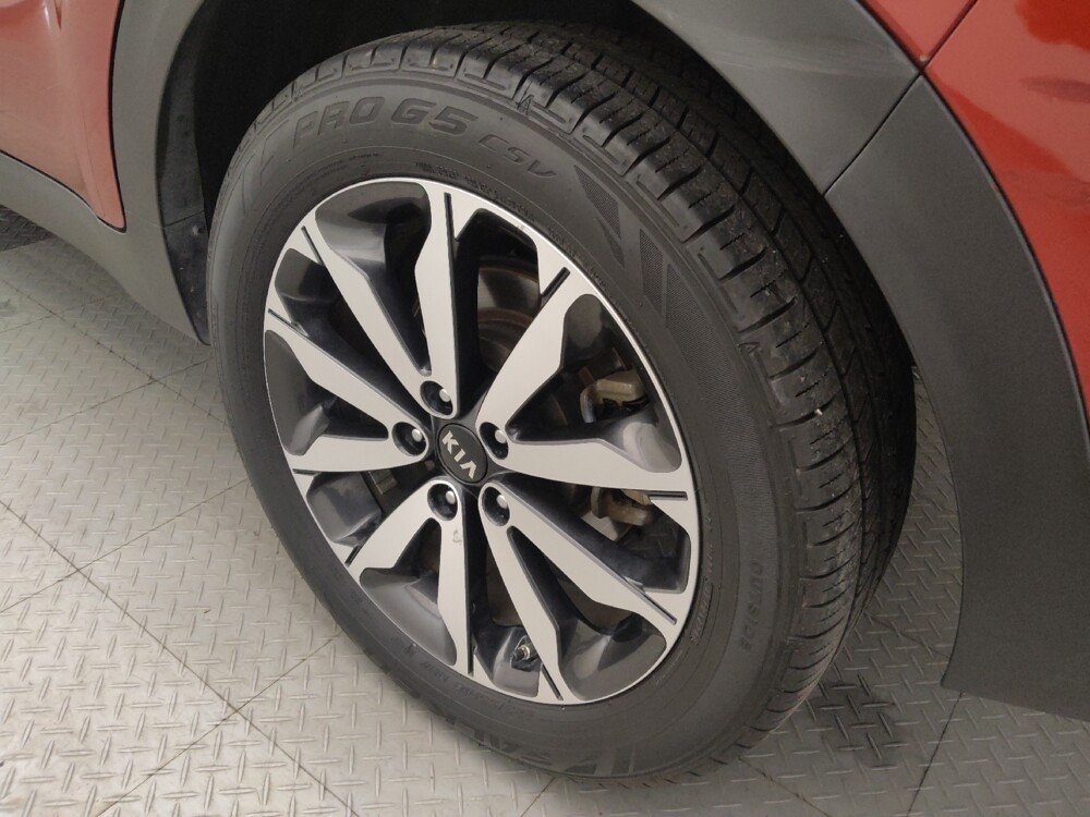 2019 Kia Sportage in Houston, TX 77060 - 18080856 31