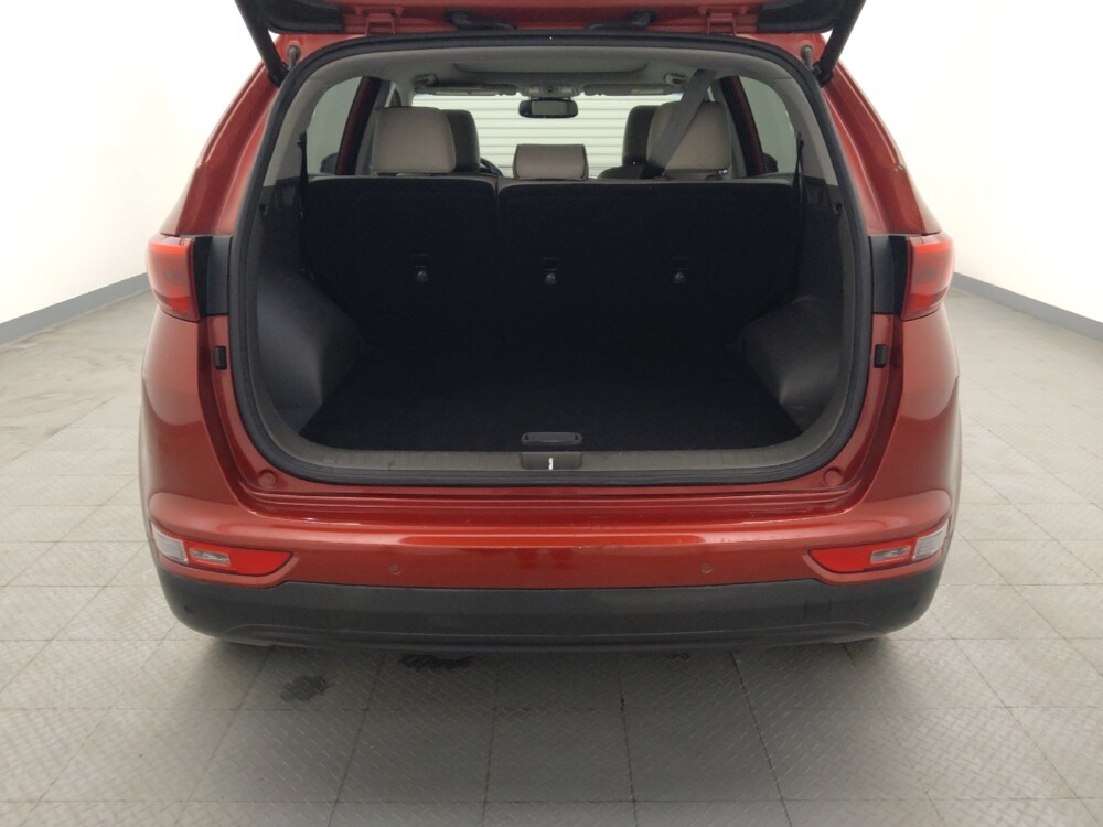 2019 Kia Sportage in Houston, TX 77060 - 18080856 29