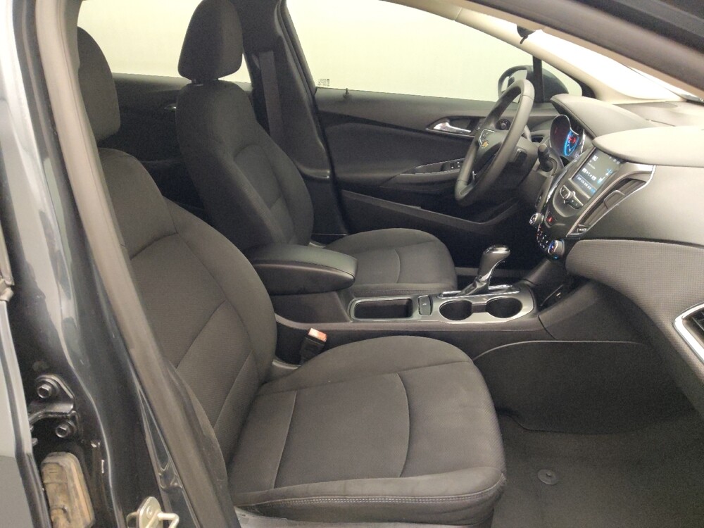 2017 Chevrolet Cruze in Houston, TX 77060 - 18080860 21