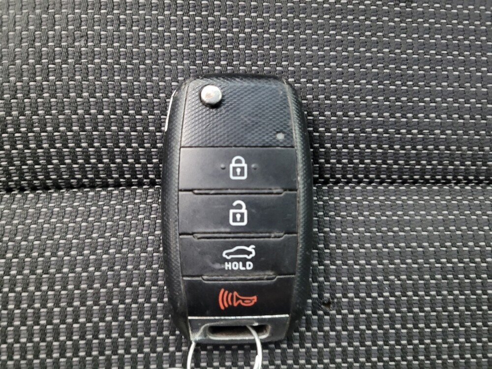 2018 Kia Forte in Lexington, KY 40509 - 18080863 32