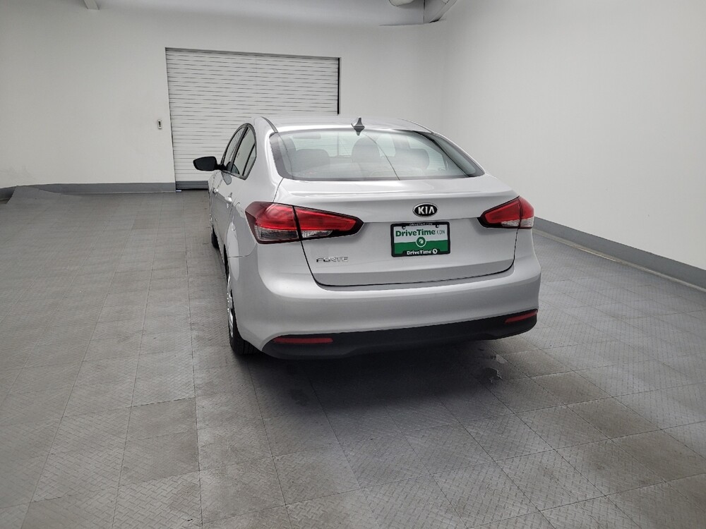 2018 Kia Forte in Lexington, KY 40509 - 18080863 6