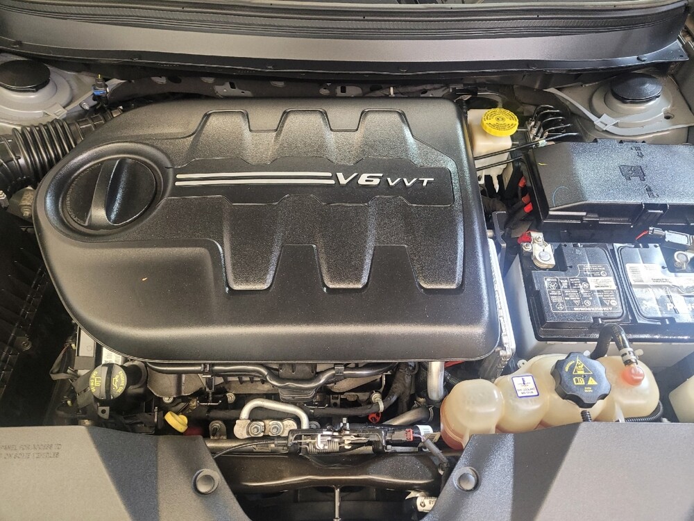 2020 Jeep Cherokee in Maple Heights, OH 44137 - 18080871 30