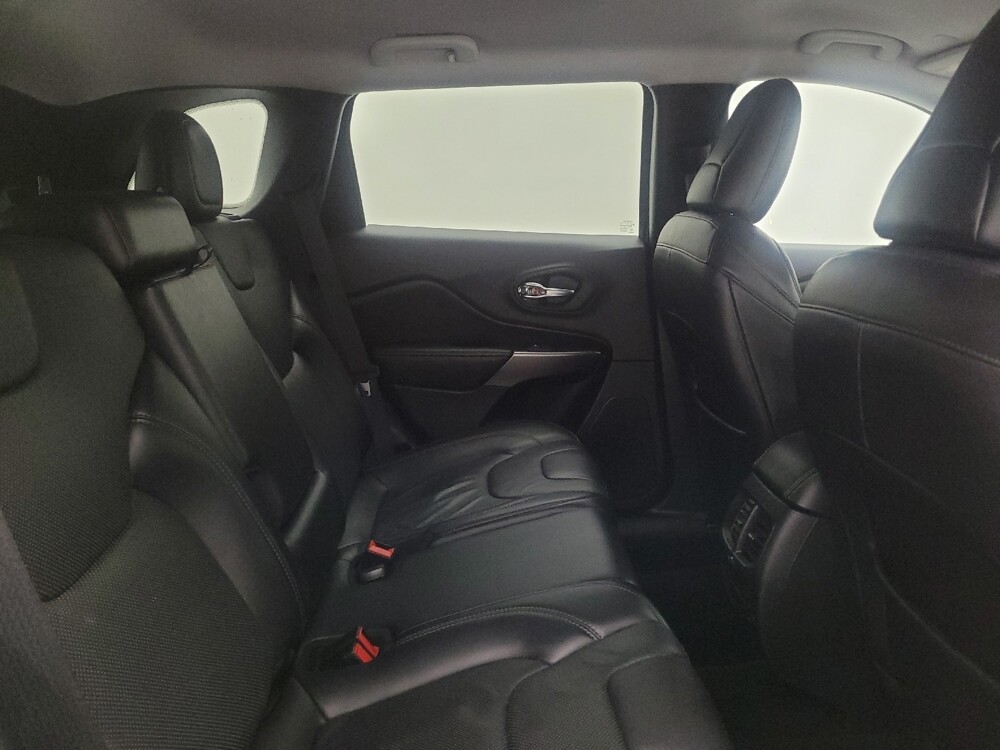 2020 Jeep Cherokee in Maple Heights, OH 44137 - 18080871 19