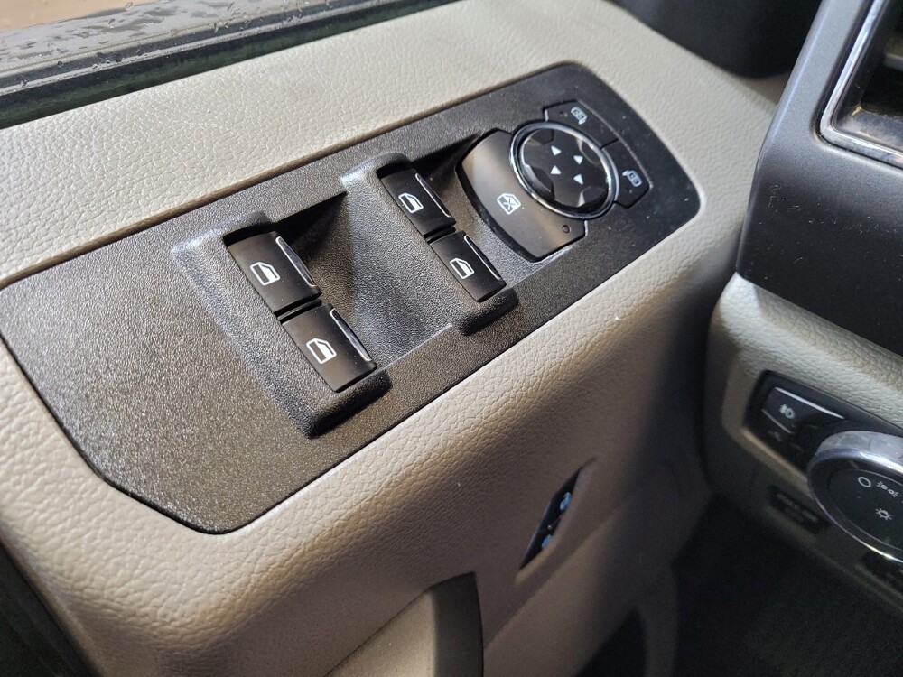 2018 Ford F150 in Columbus, OH 43231 - 18080872 27